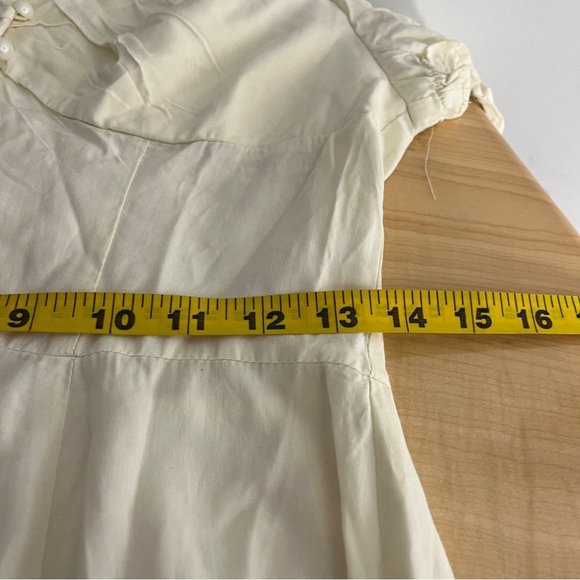 Elegant Cream Puff Sleeve Dress - Picture 8 of 11